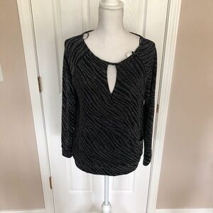 Jennifer Lopez Size Large dressy top